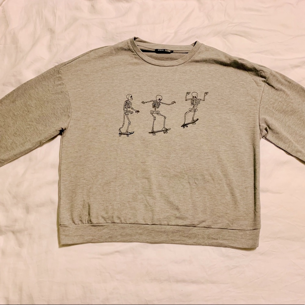 Oversized Crewneck Sweatshirt 💀 NWOT